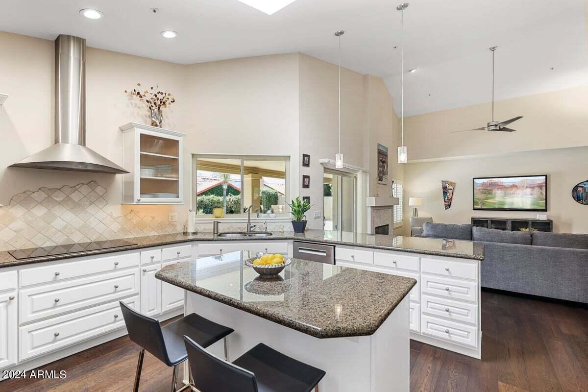 10785 E TERRA Drive