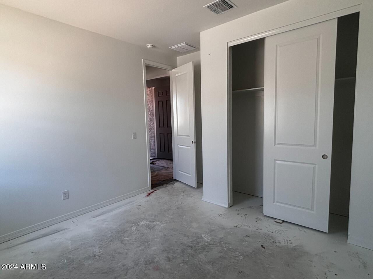 5527 W THURMAN Drive