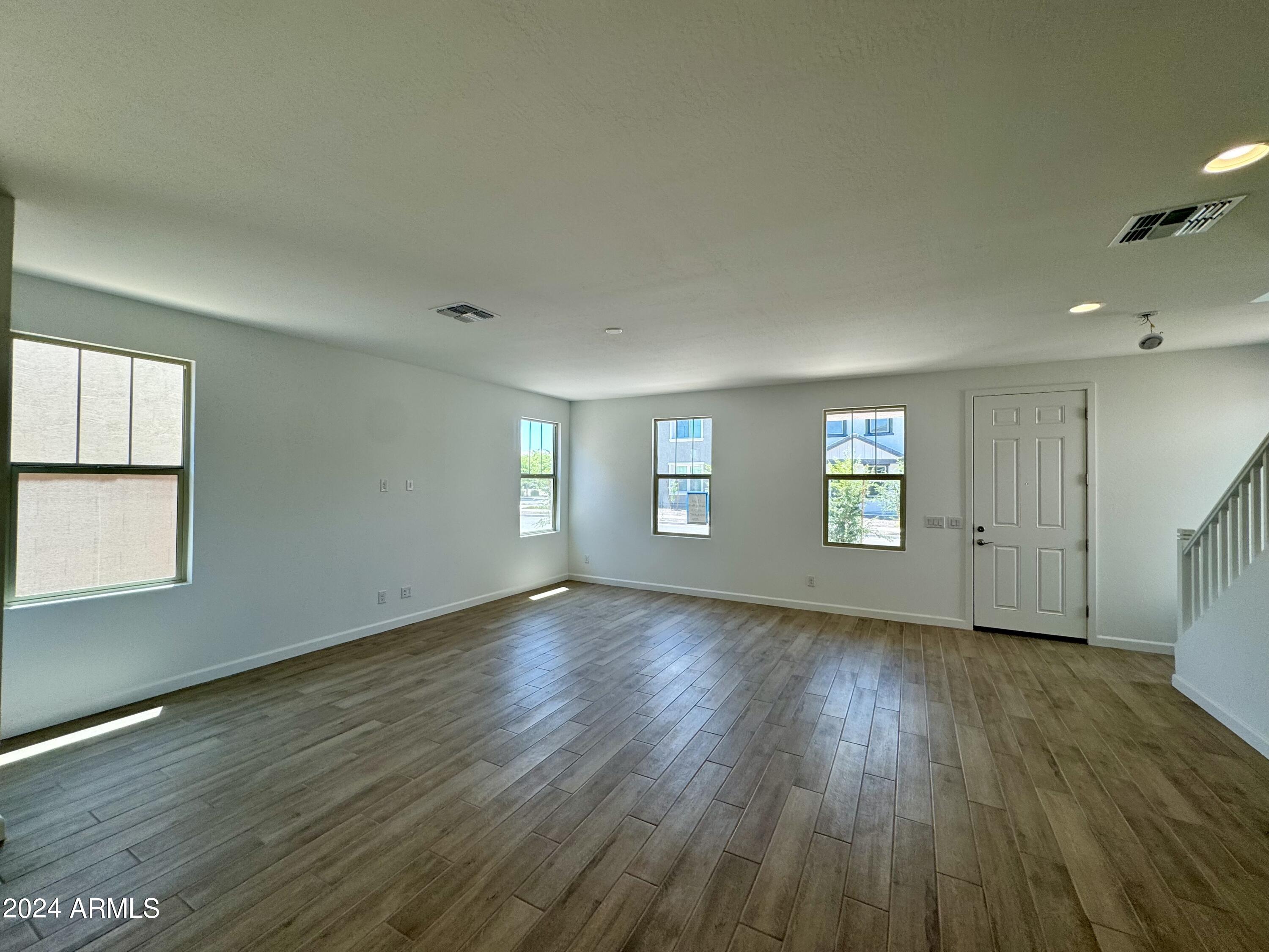 2210 W PASO Trail