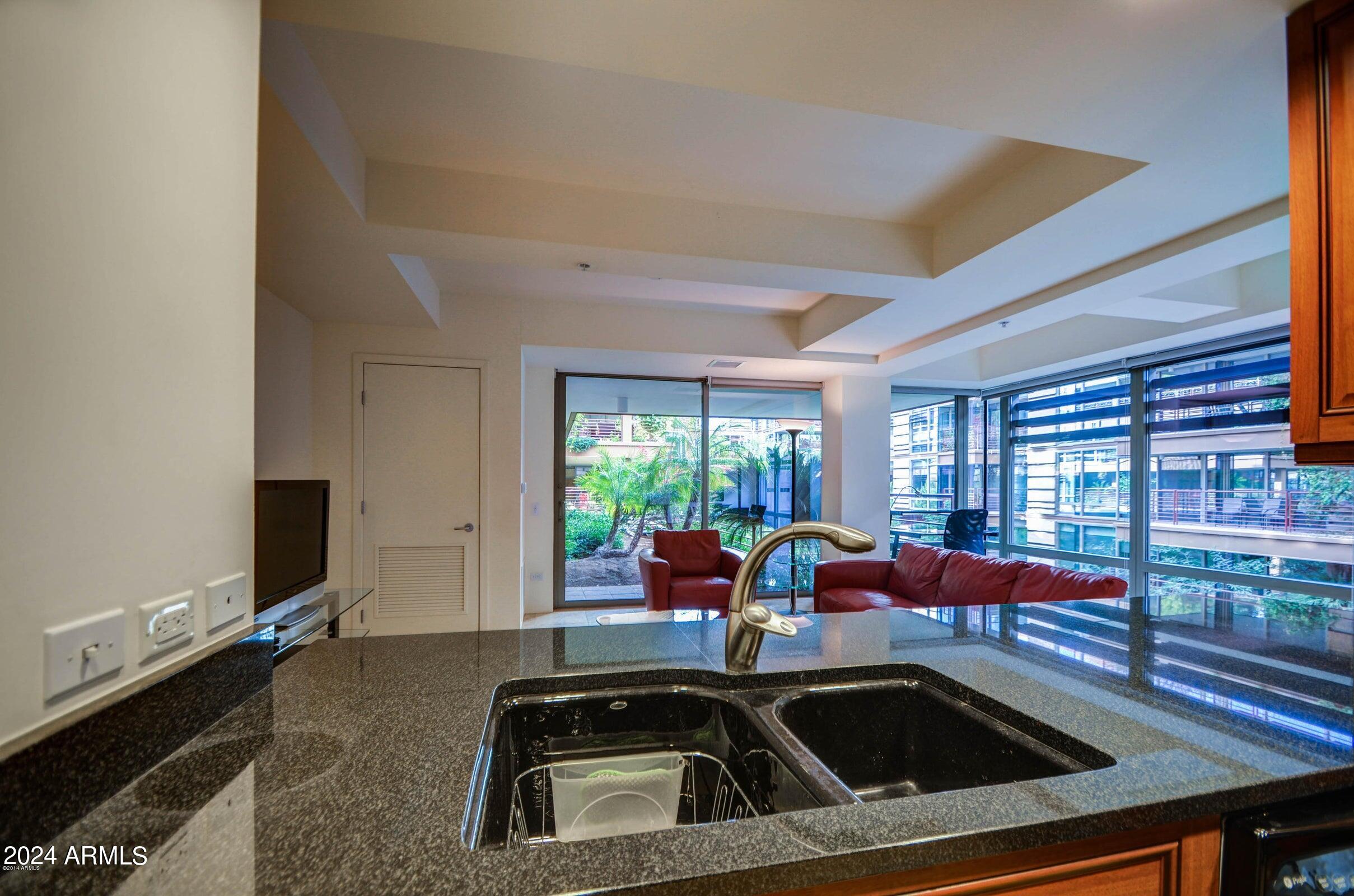 7141 E RANCHO VISTA Drive, 4007