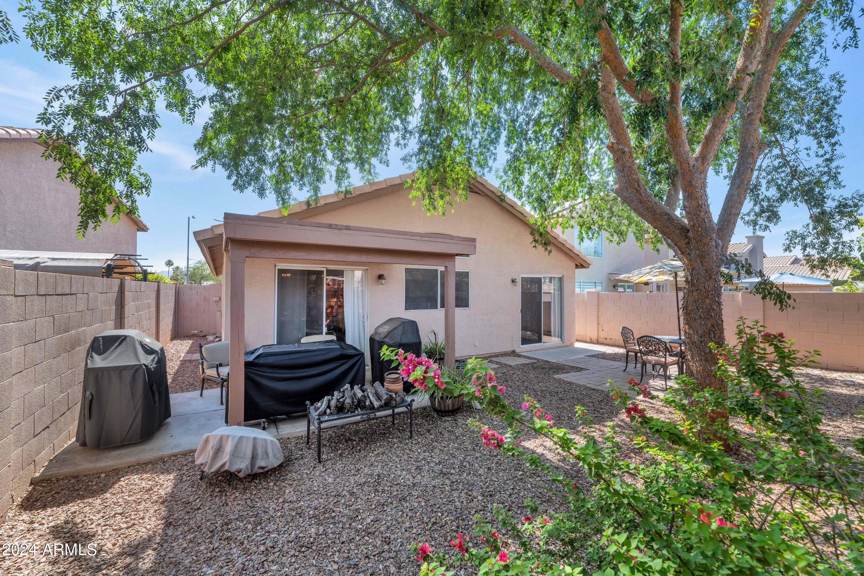 17242 N 40TH Place