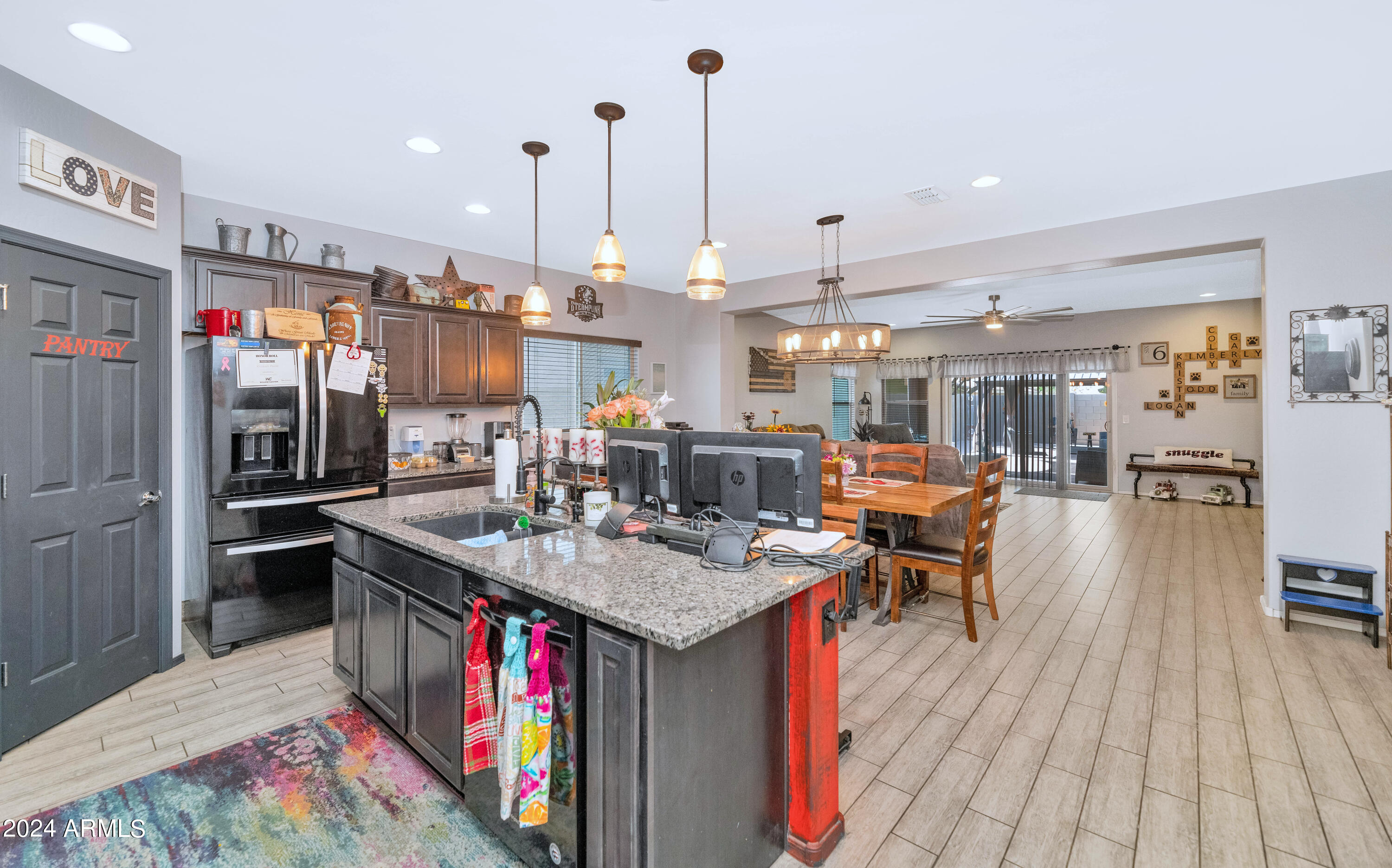 17371 W STRAIGHT ARROW Lane