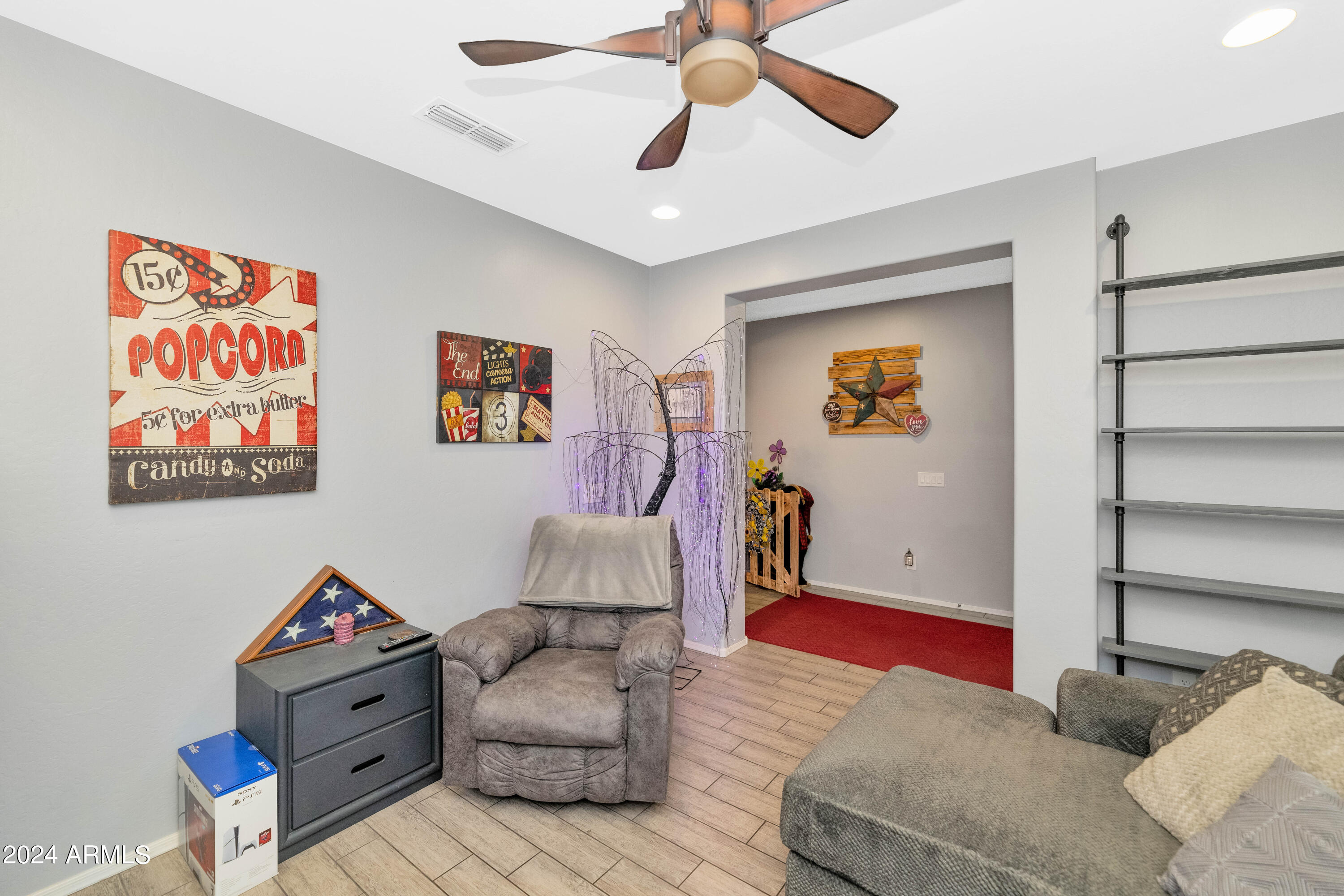 17371 W STRAIGHT ARROW Lane