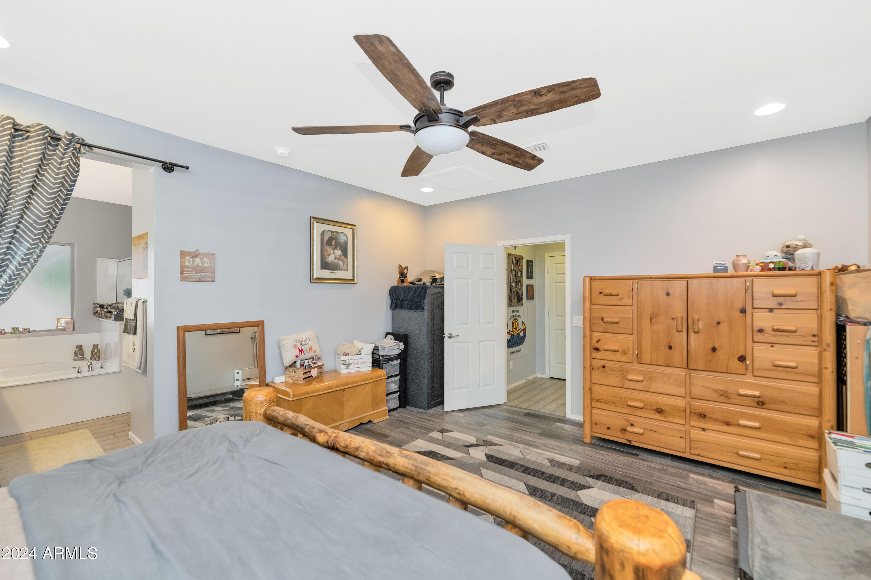 17371 W STRAIGHT ARROW Lane