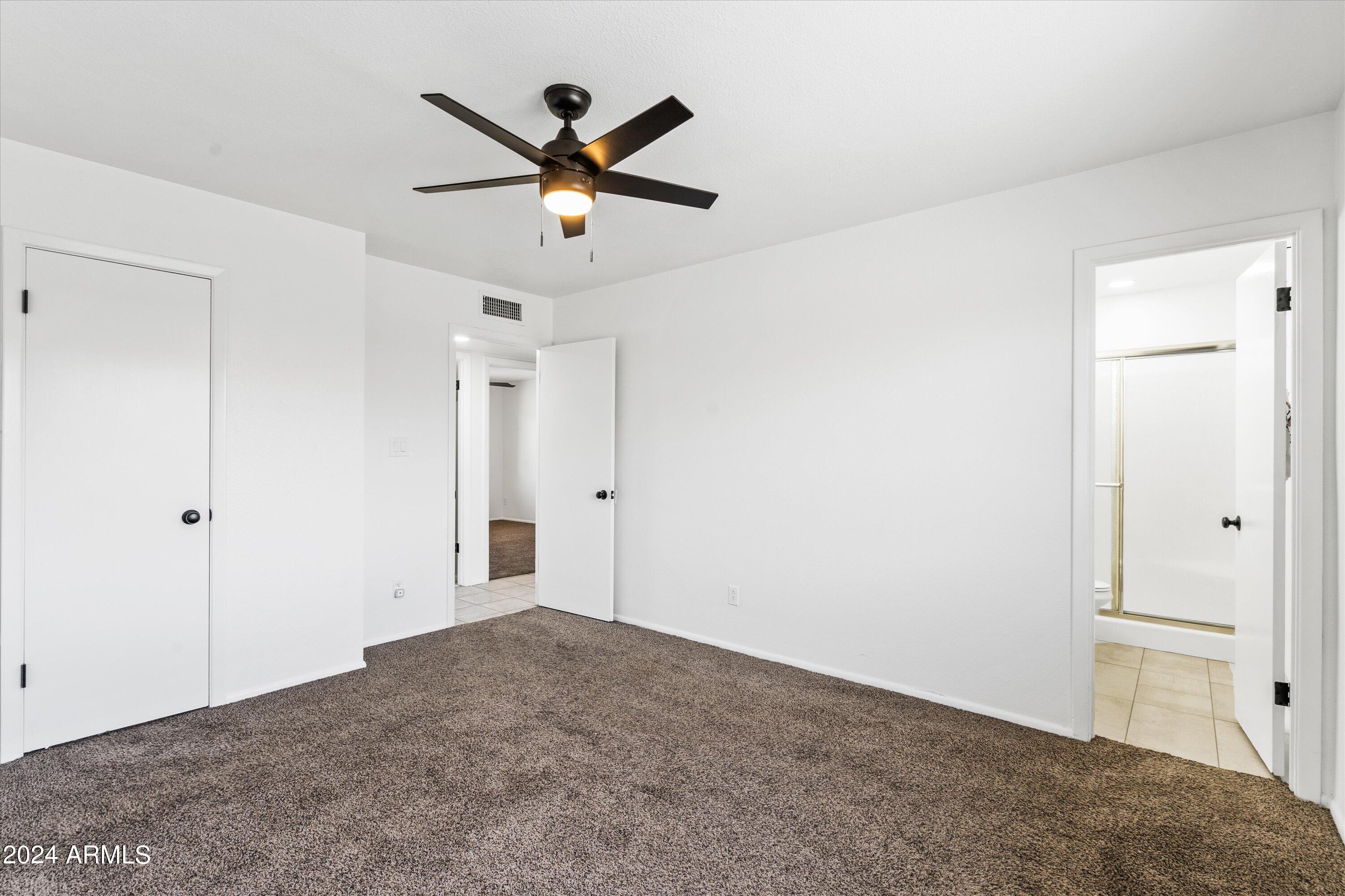 2525 E LA JOLLA Drive
