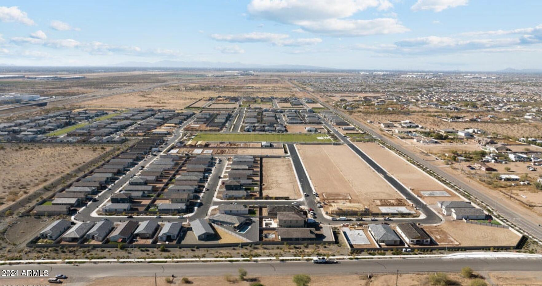 6062 S CALDERON