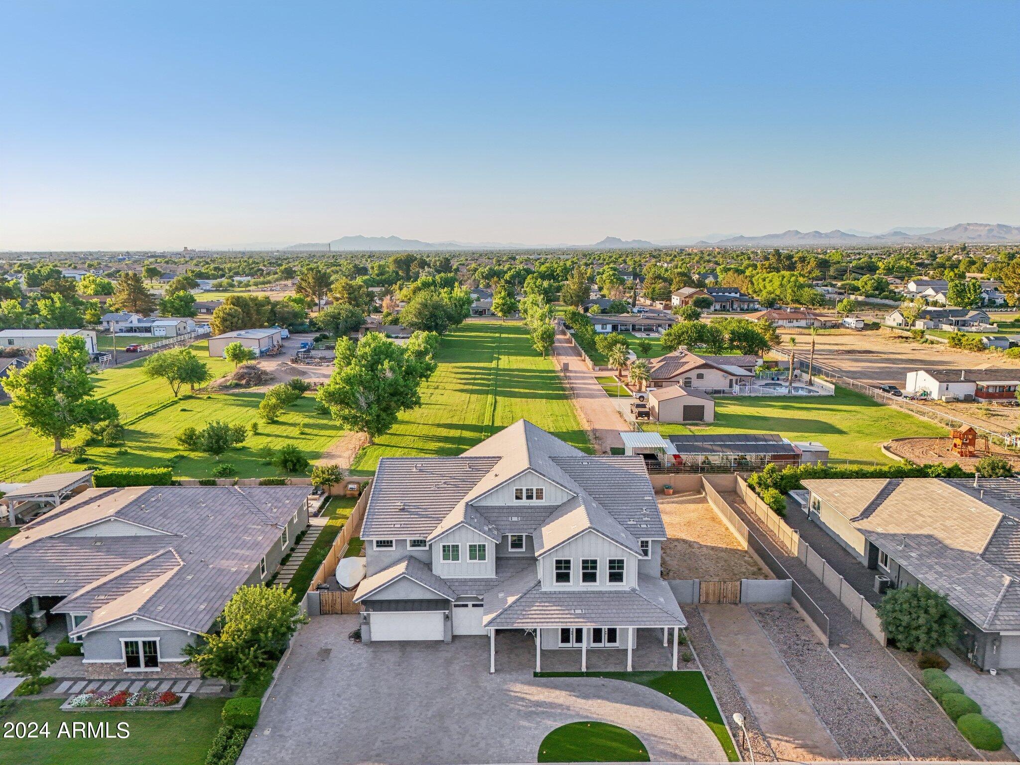 2694 E GERONIMO Street