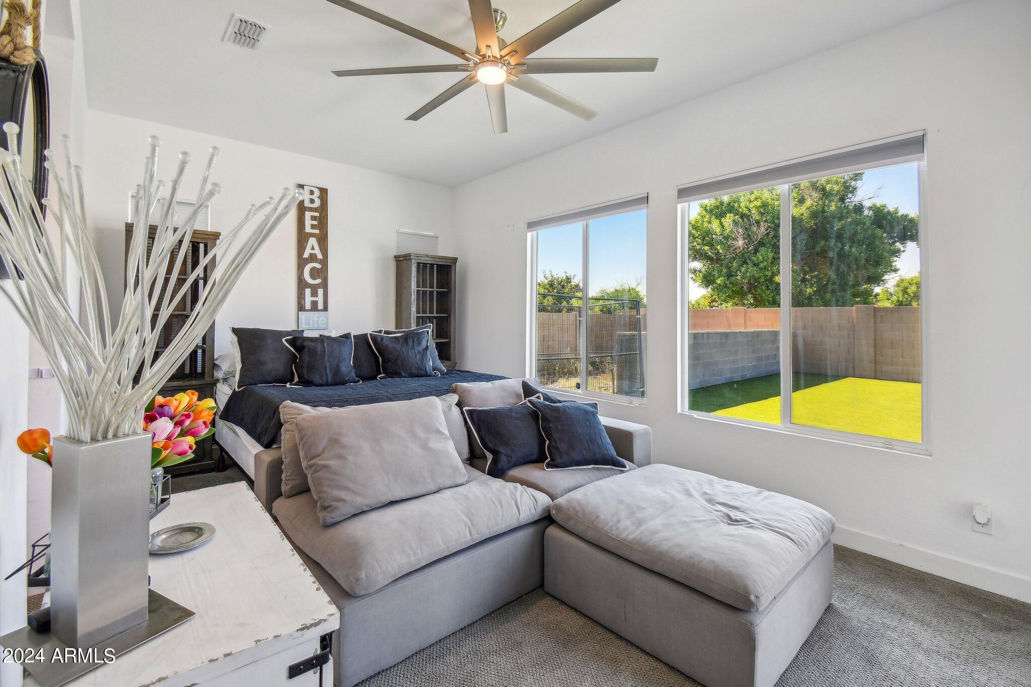 2694 E GERONIMO Street