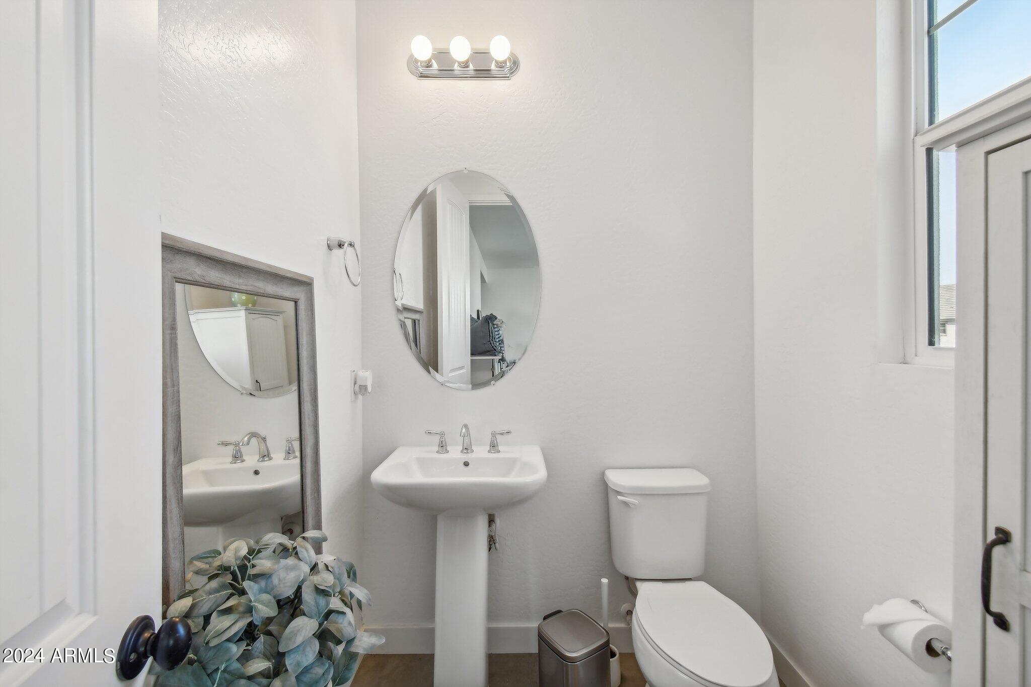 2694 E GERONIMO Street