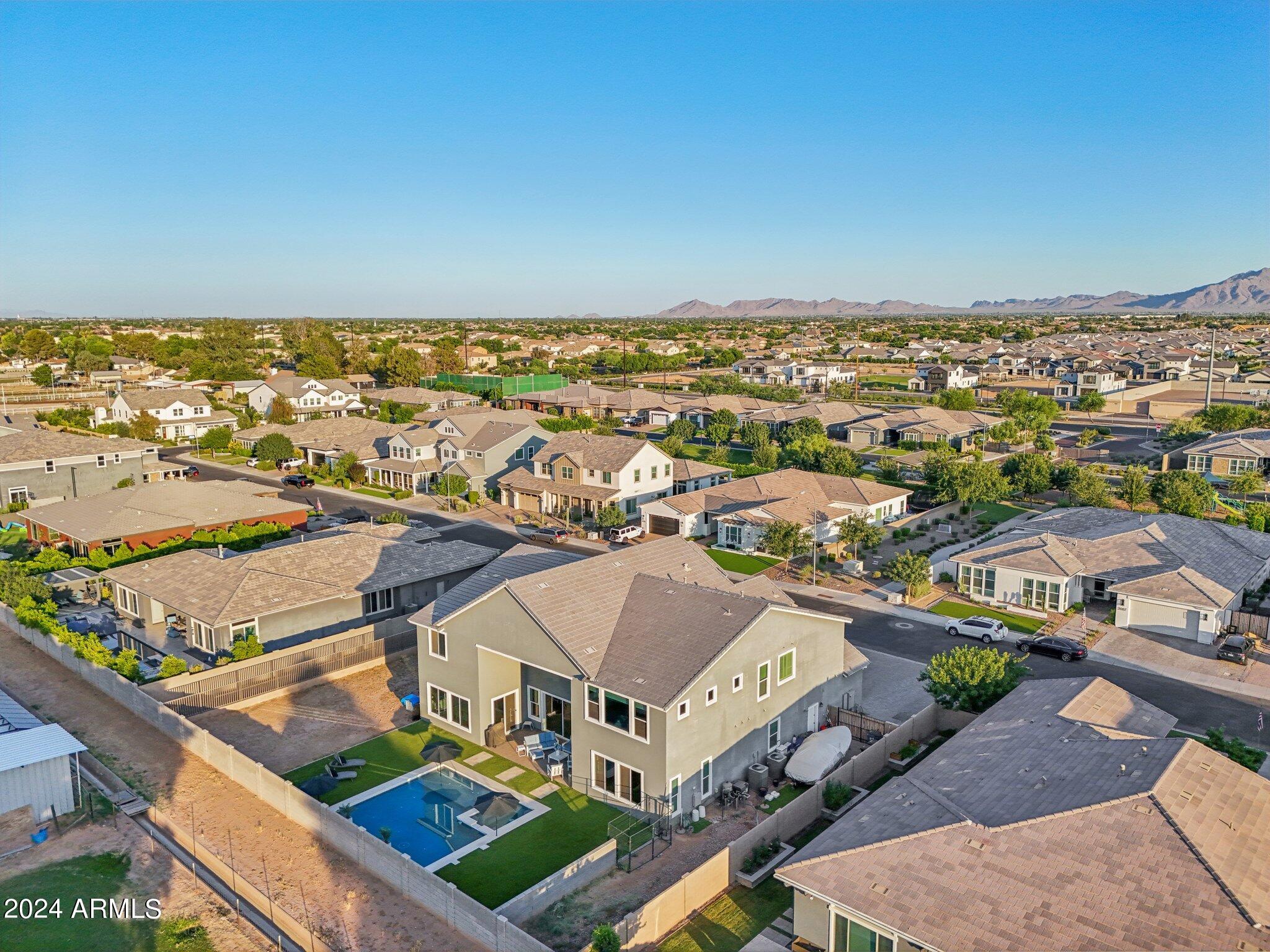 2694 E GERONIMO Street