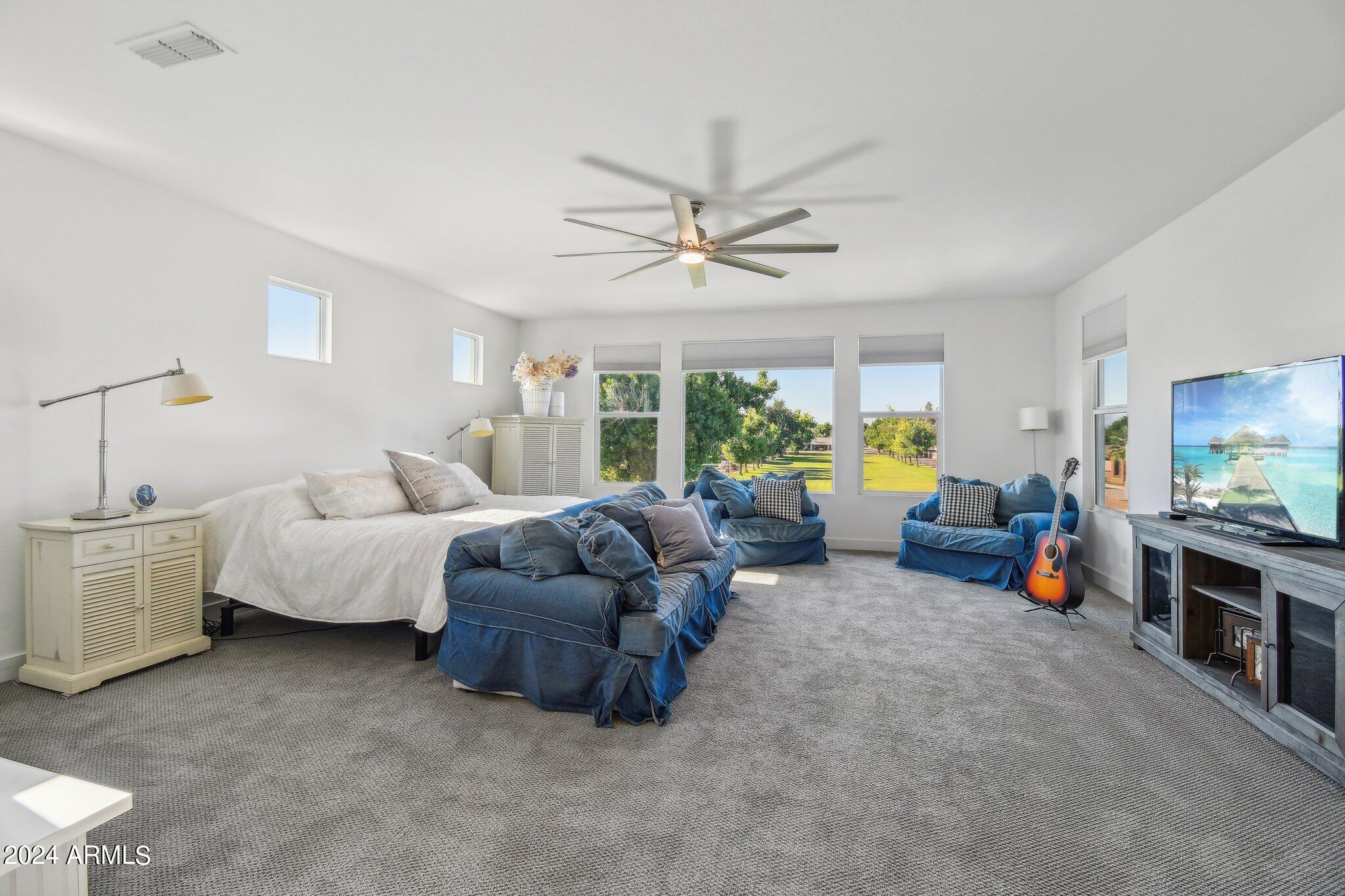 2694 E GERONIMO Street