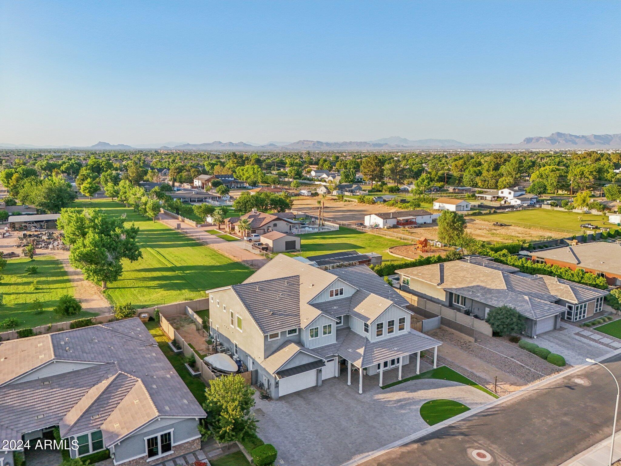 2694 E GERONIMO Street