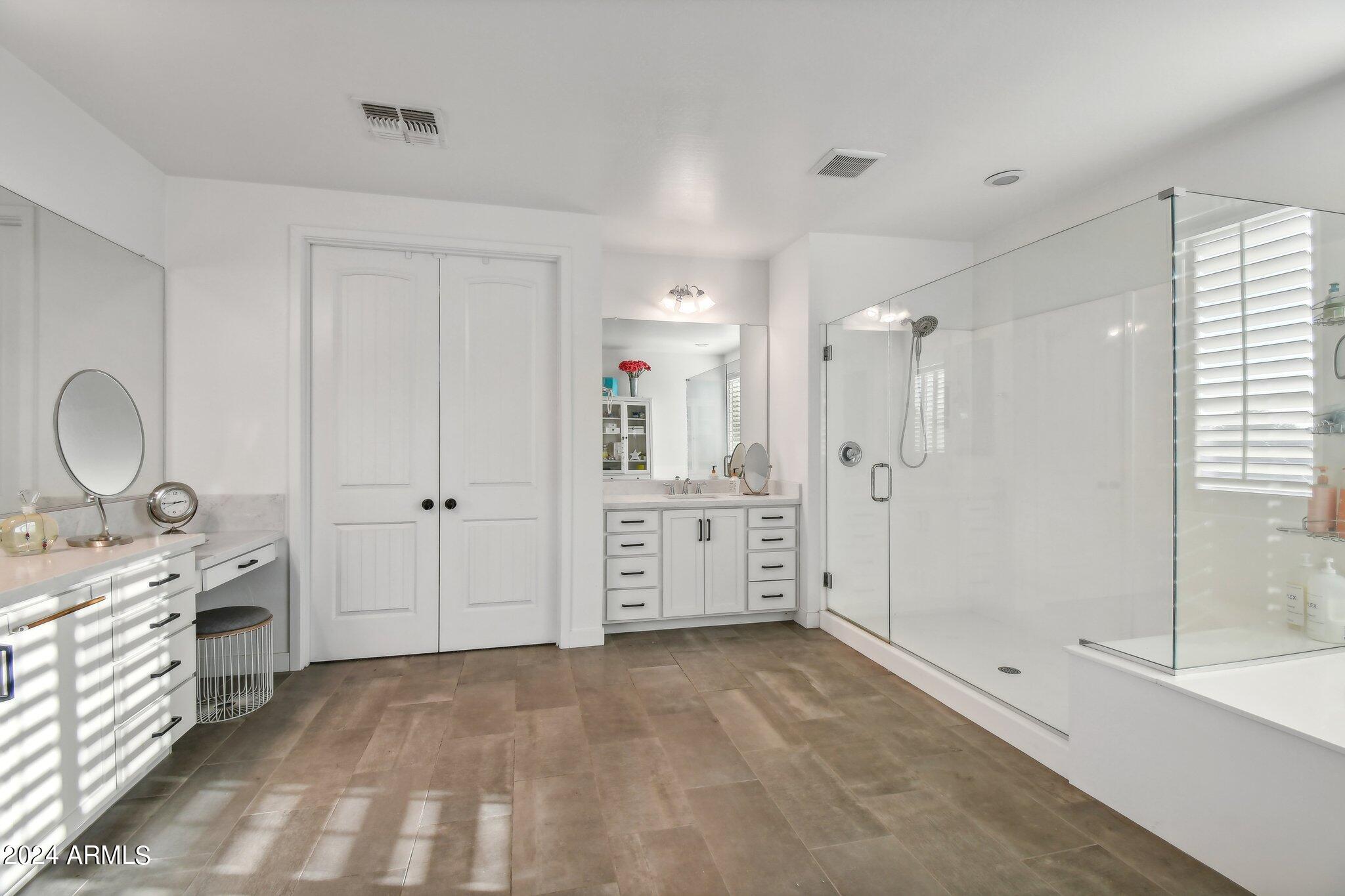 2694 E GERONIMO Street