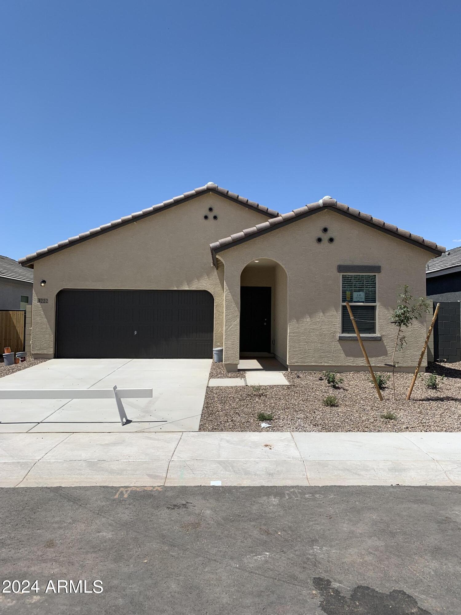 4222 E REYNOLDS Drive