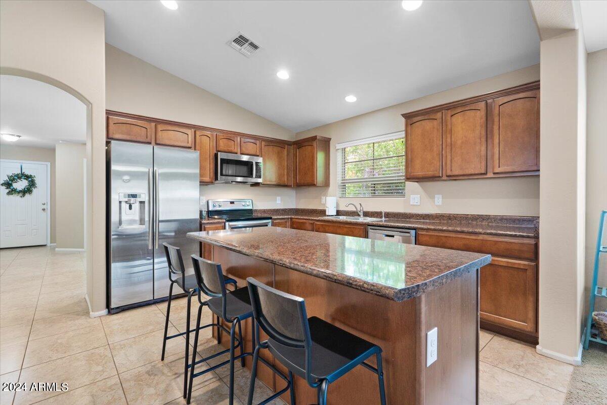 674 S LAVEEN Drive