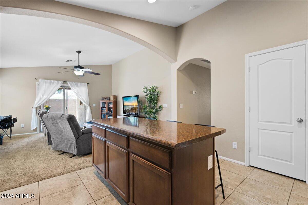 674 S LAVEEN Drive