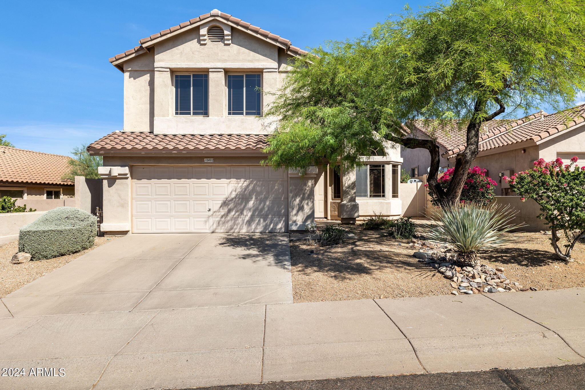 10402 E Saltillo Drive