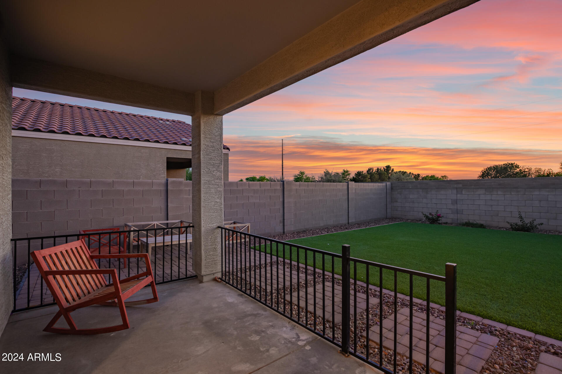 36988 N Addison Lane