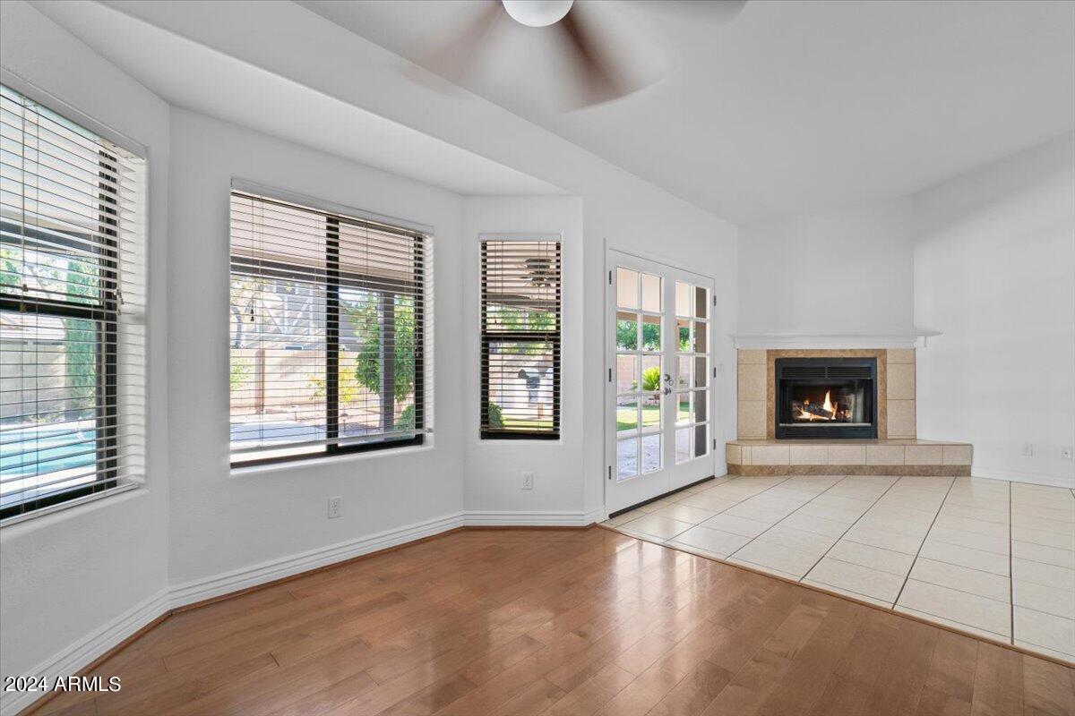 509 E MEADOWS Lane