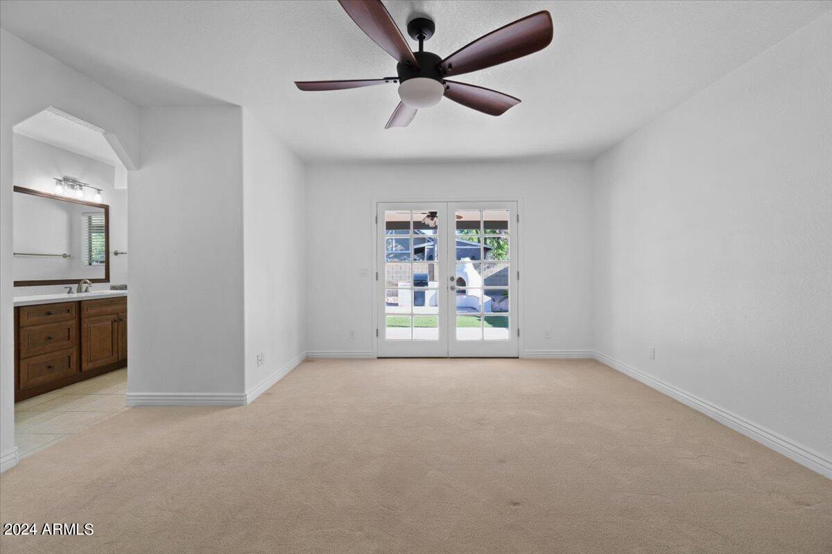 509 E MEADOWS Lane