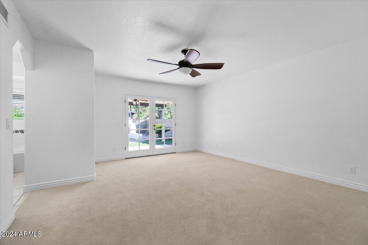 509 E MEADOWS Lane