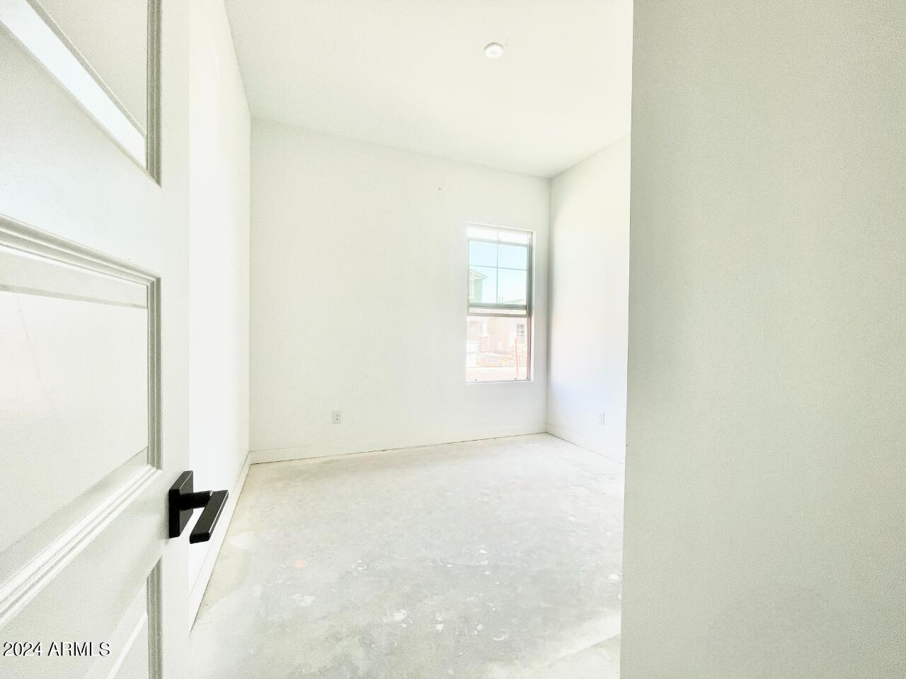 22690 E ROUNDUP Way
