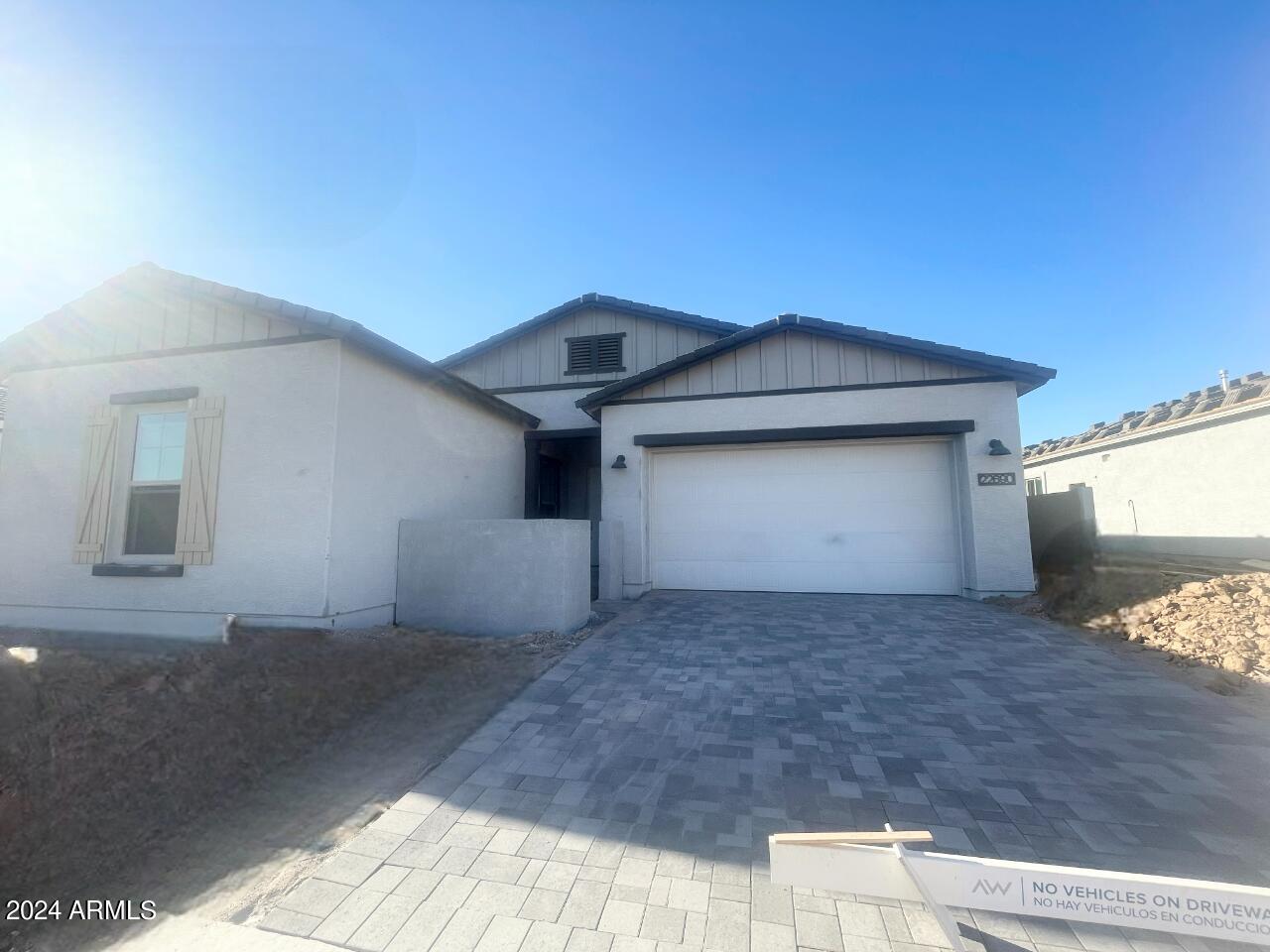 22690 E ROUNDUP Way
