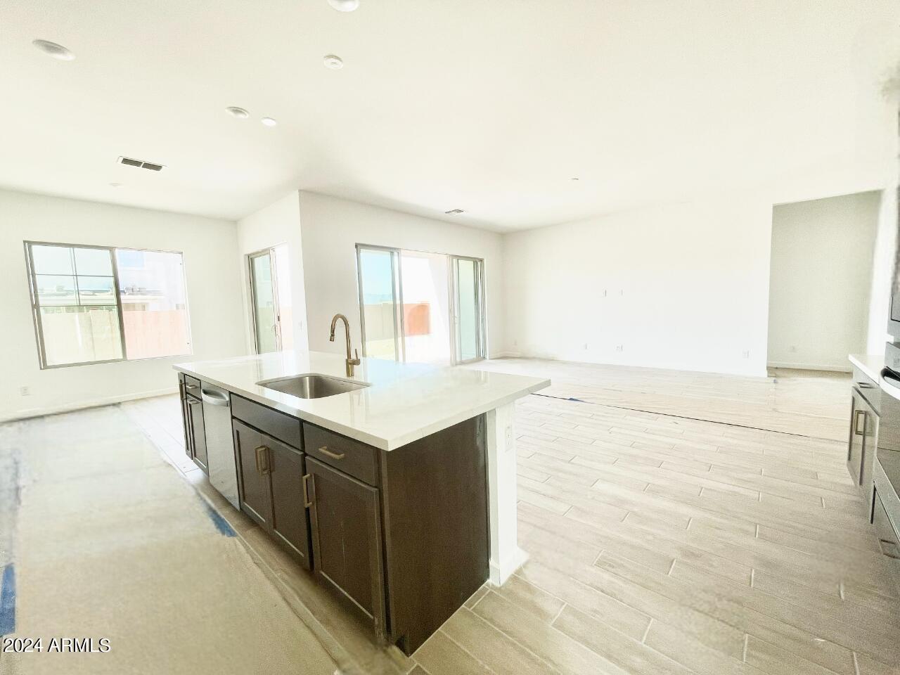 22690 E ROUNDUP Way