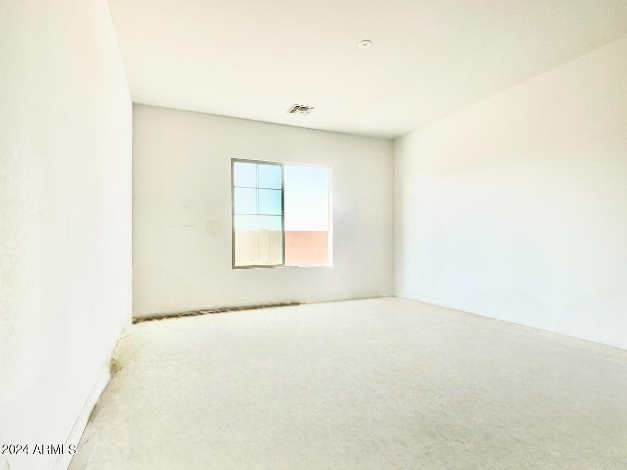 22690 E ROUNDUP Way