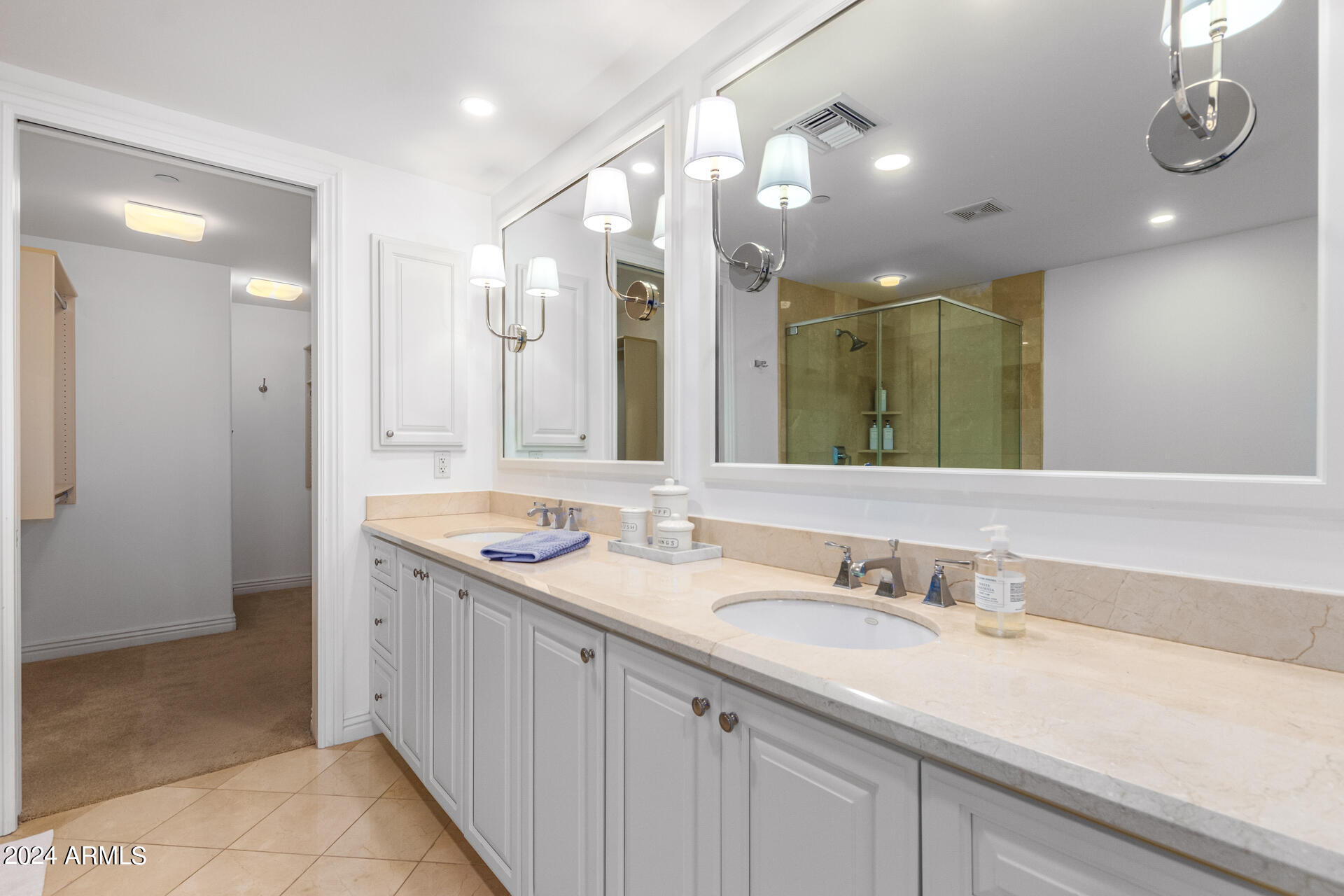 7181 E Camelback Road, 205