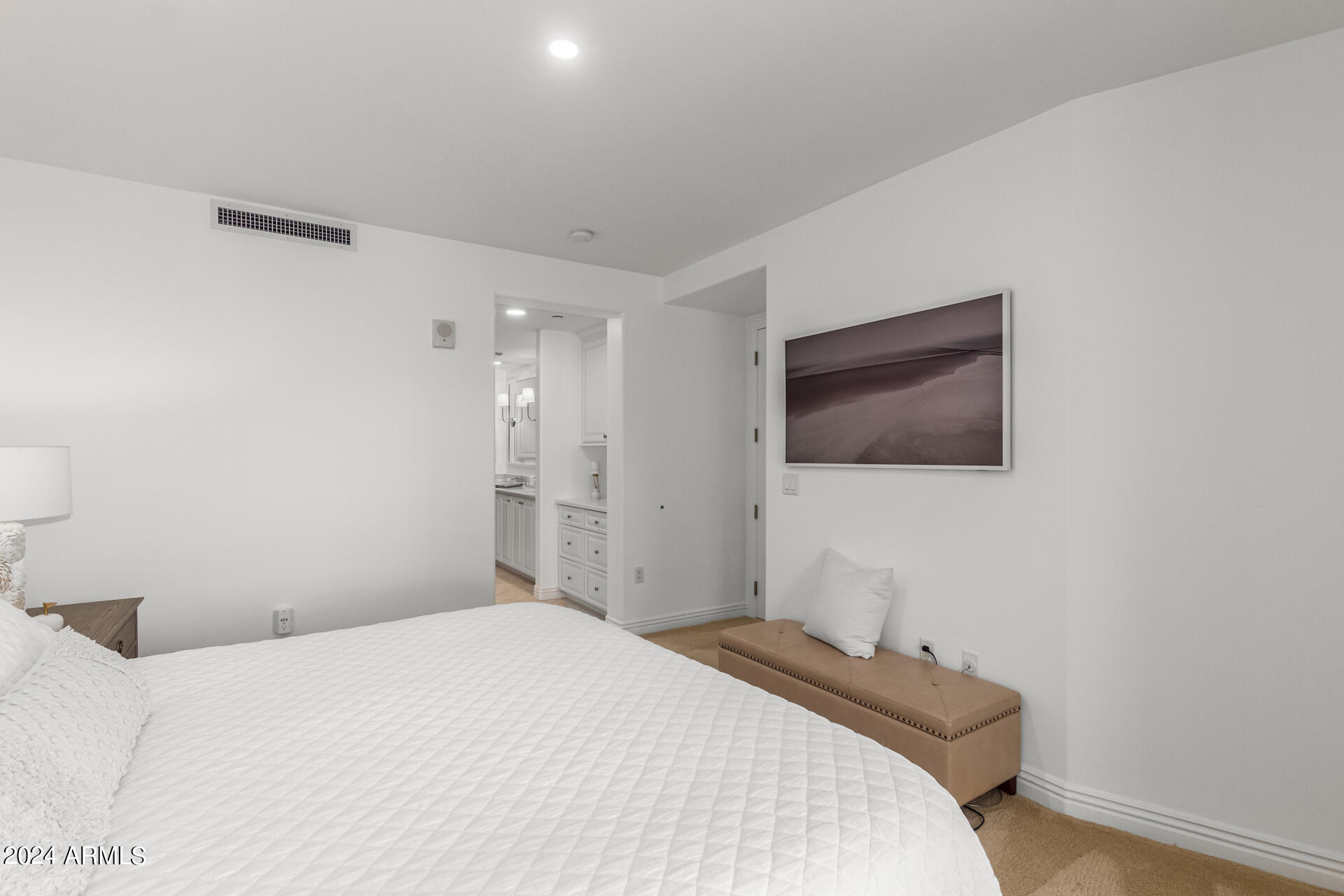 7181 E Camelback Road, 205
