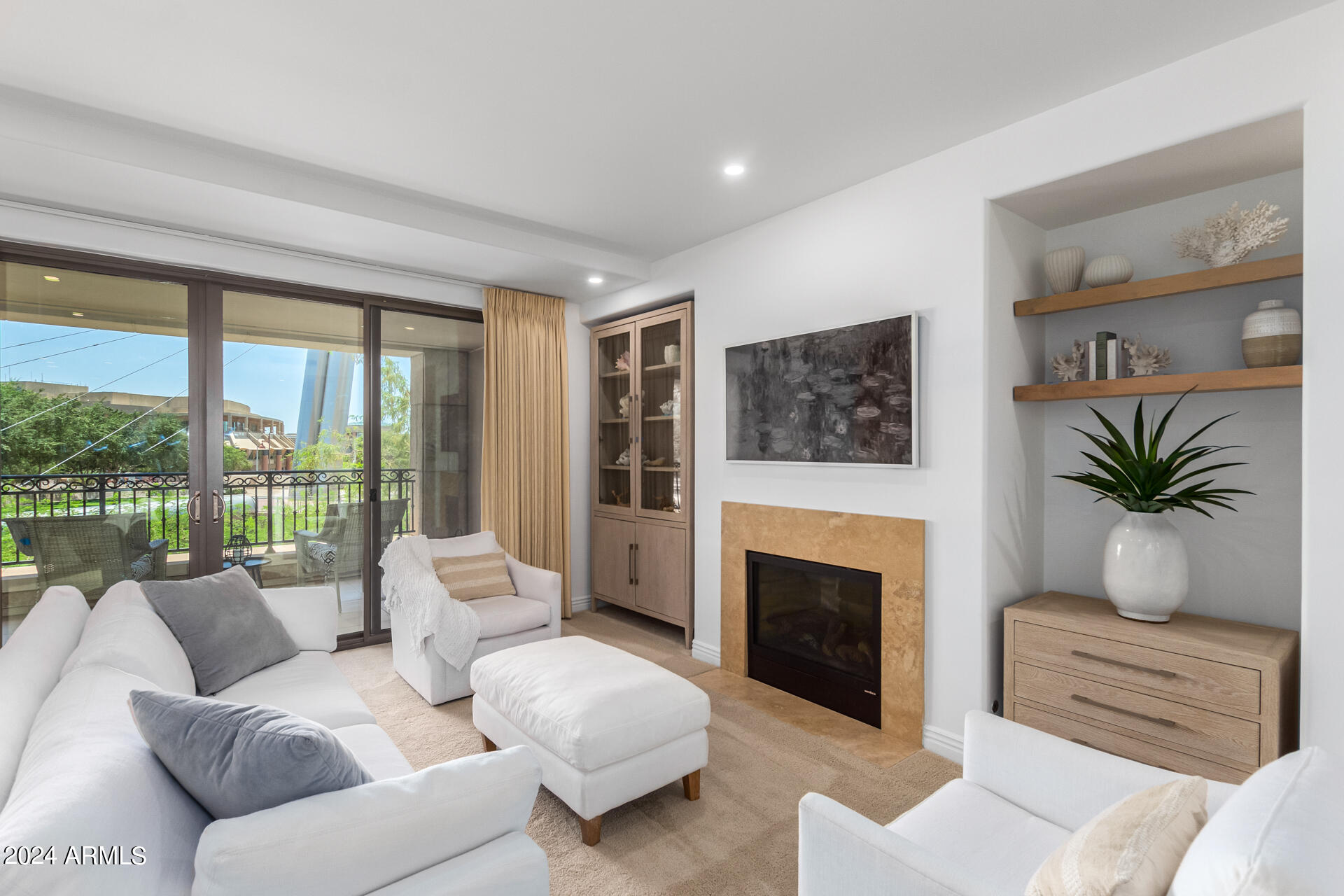 7181 E Camelback Road, 205