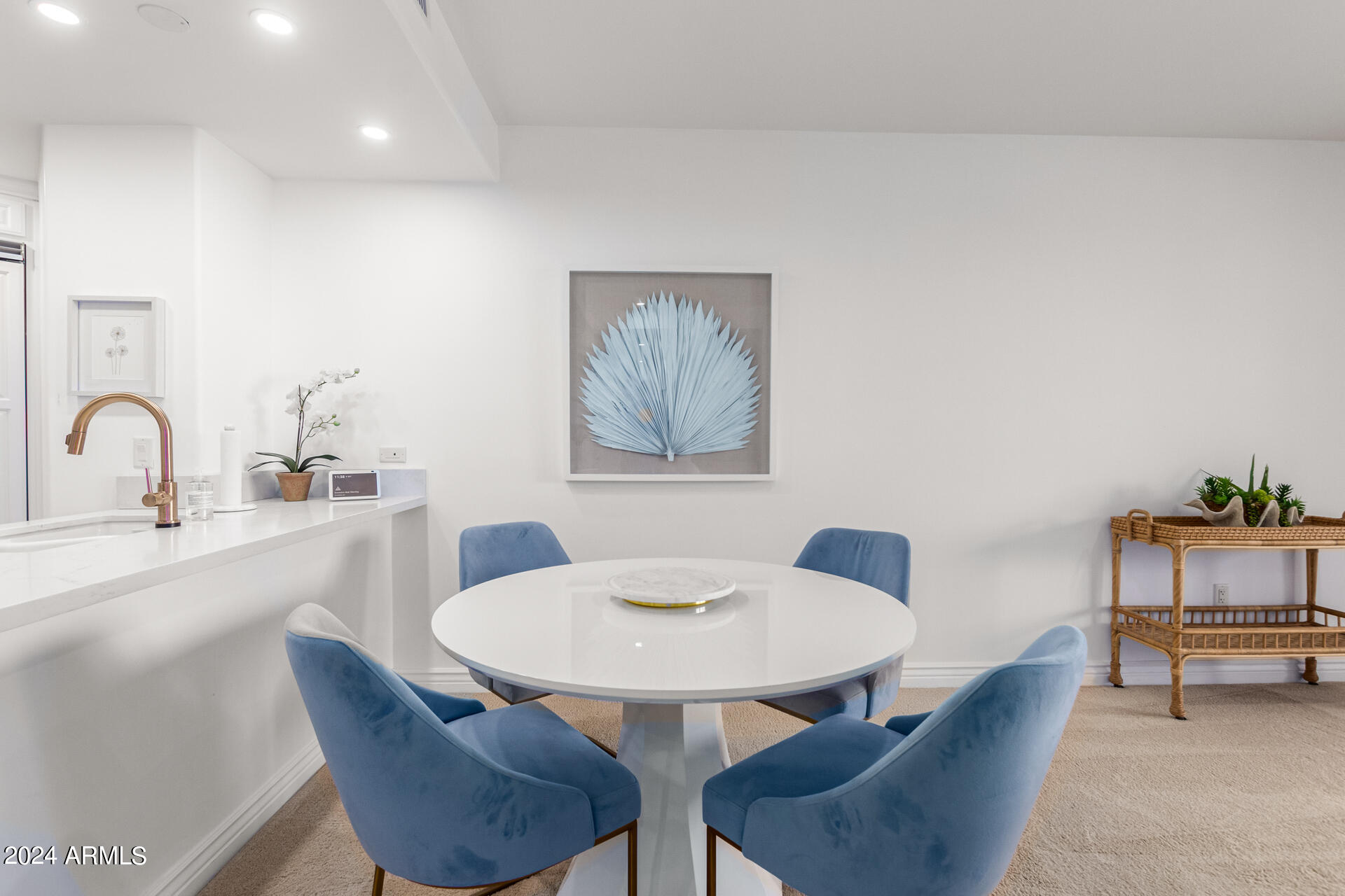 7181 E Camelback Road, 205