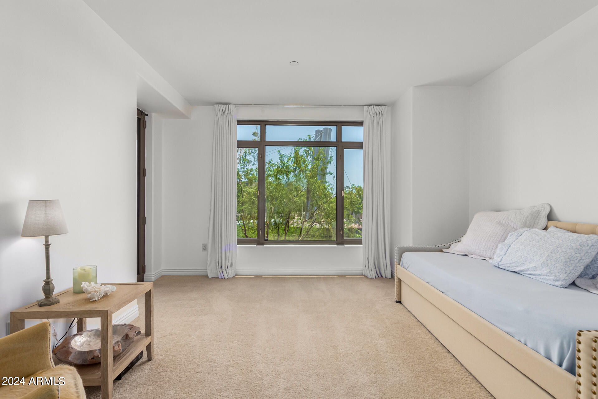 7181 E Camelback Road, 205