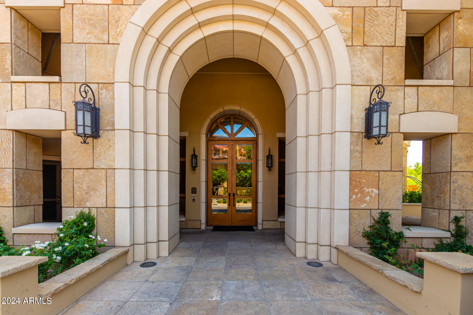 7181 E Camelback Road, 205