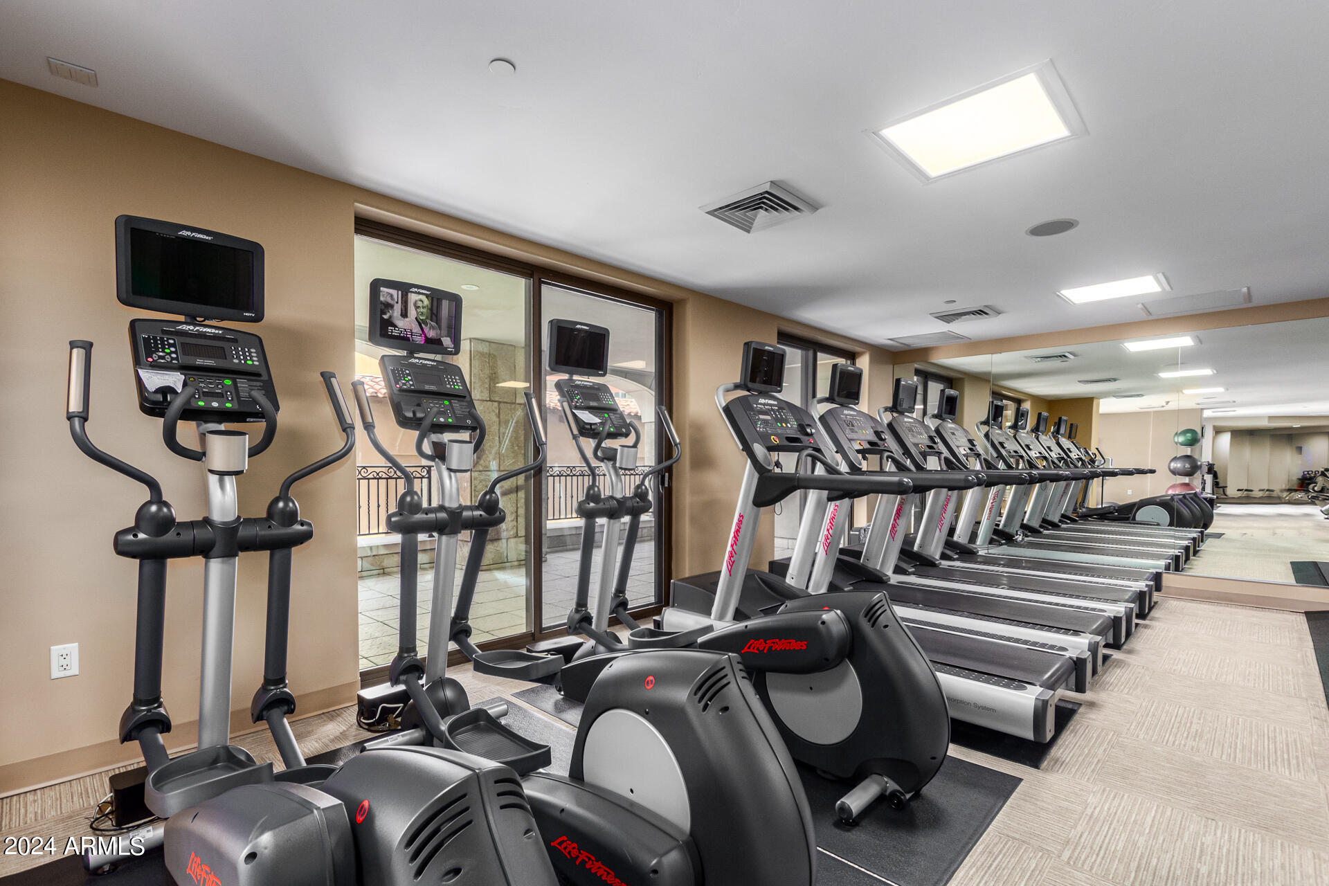 7181 E Camelback Road, 205