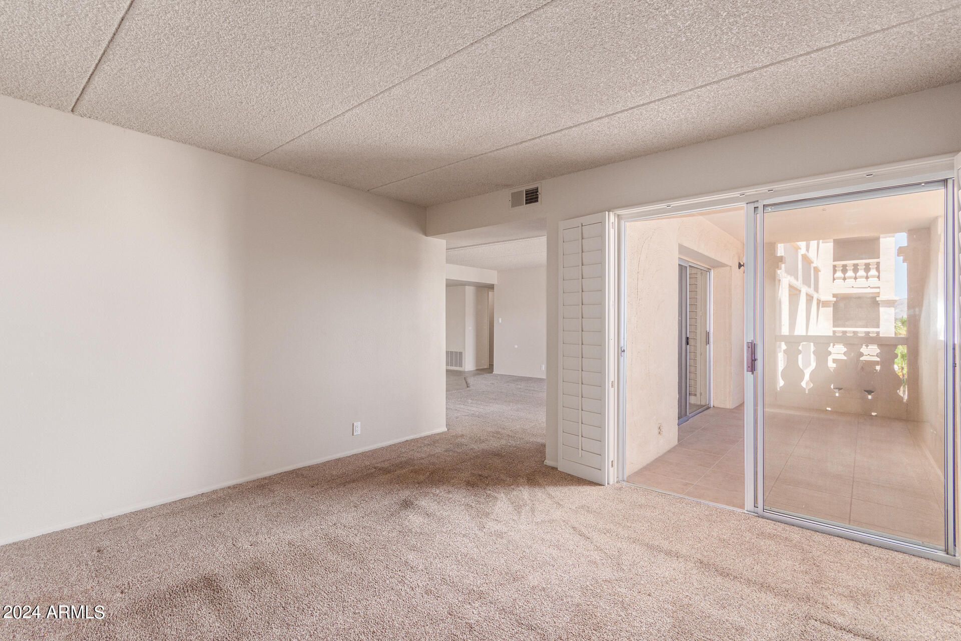 7830 E CAMELBACK Road, 512