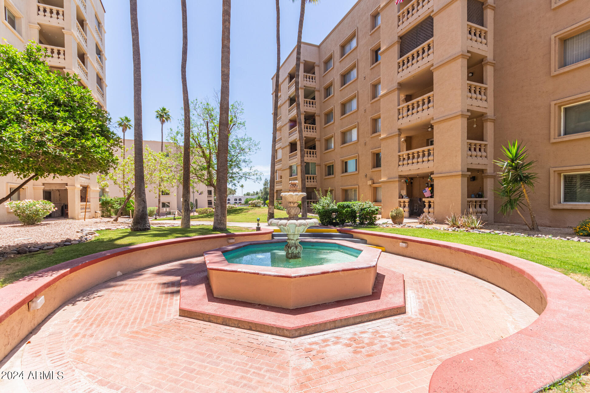 7830 E CAMELBACK Road, 512