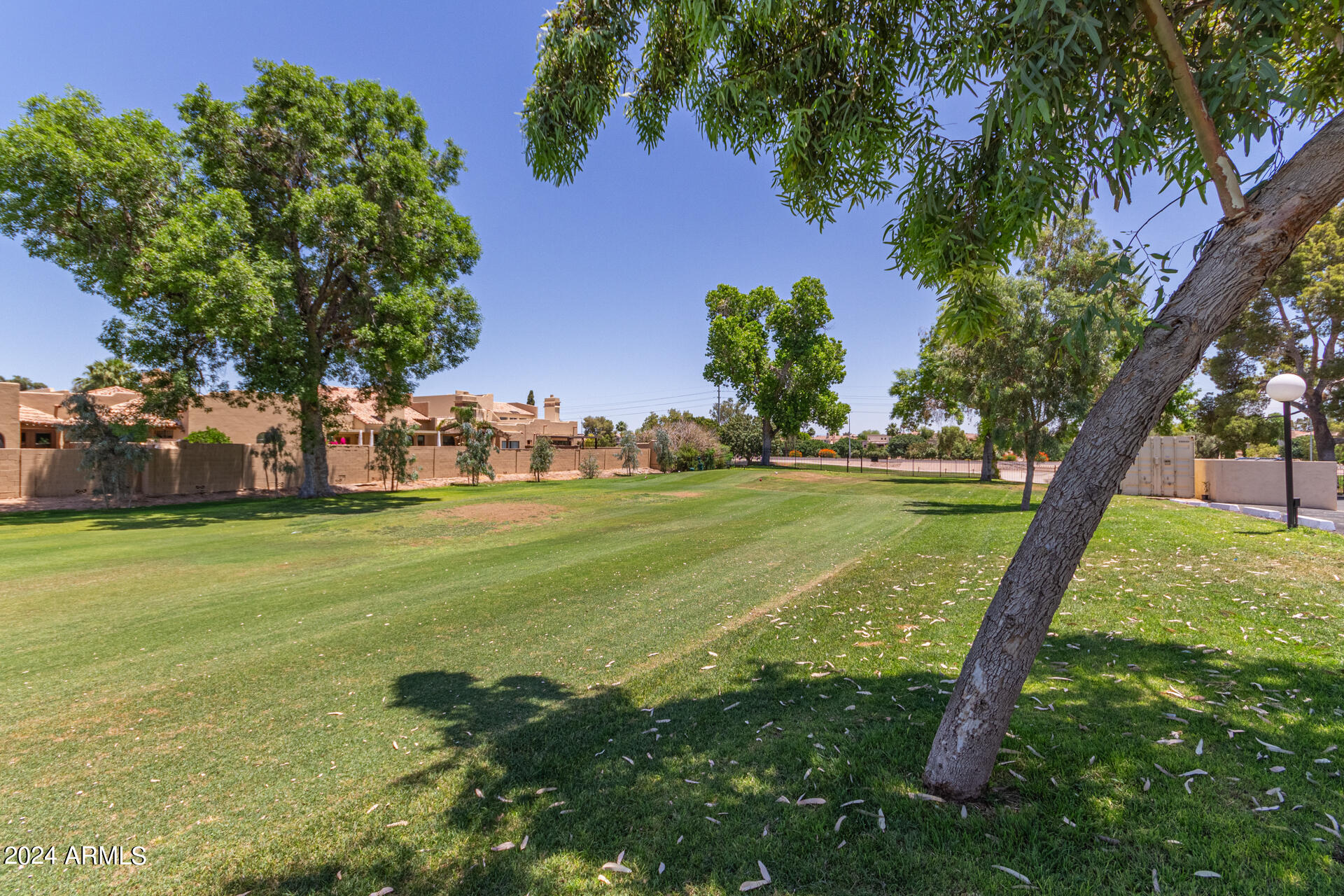 7830 E CAMELBACK Road, 512