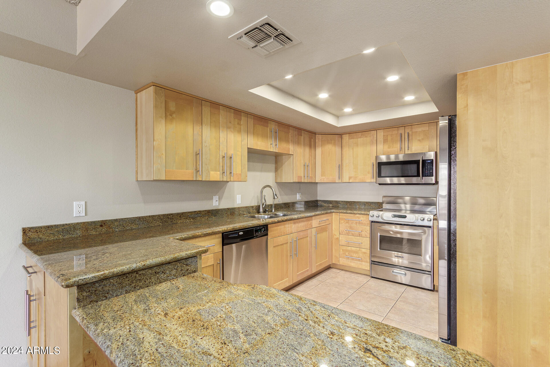7830 E CAMELBACK Road, 512
