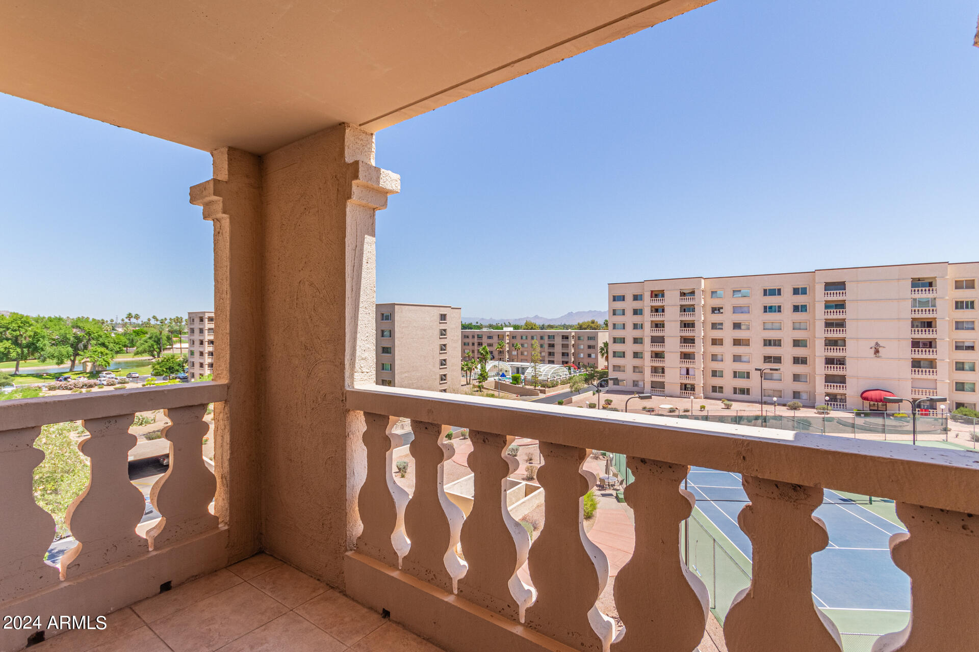 7830 E CAMELBACK Road, 512