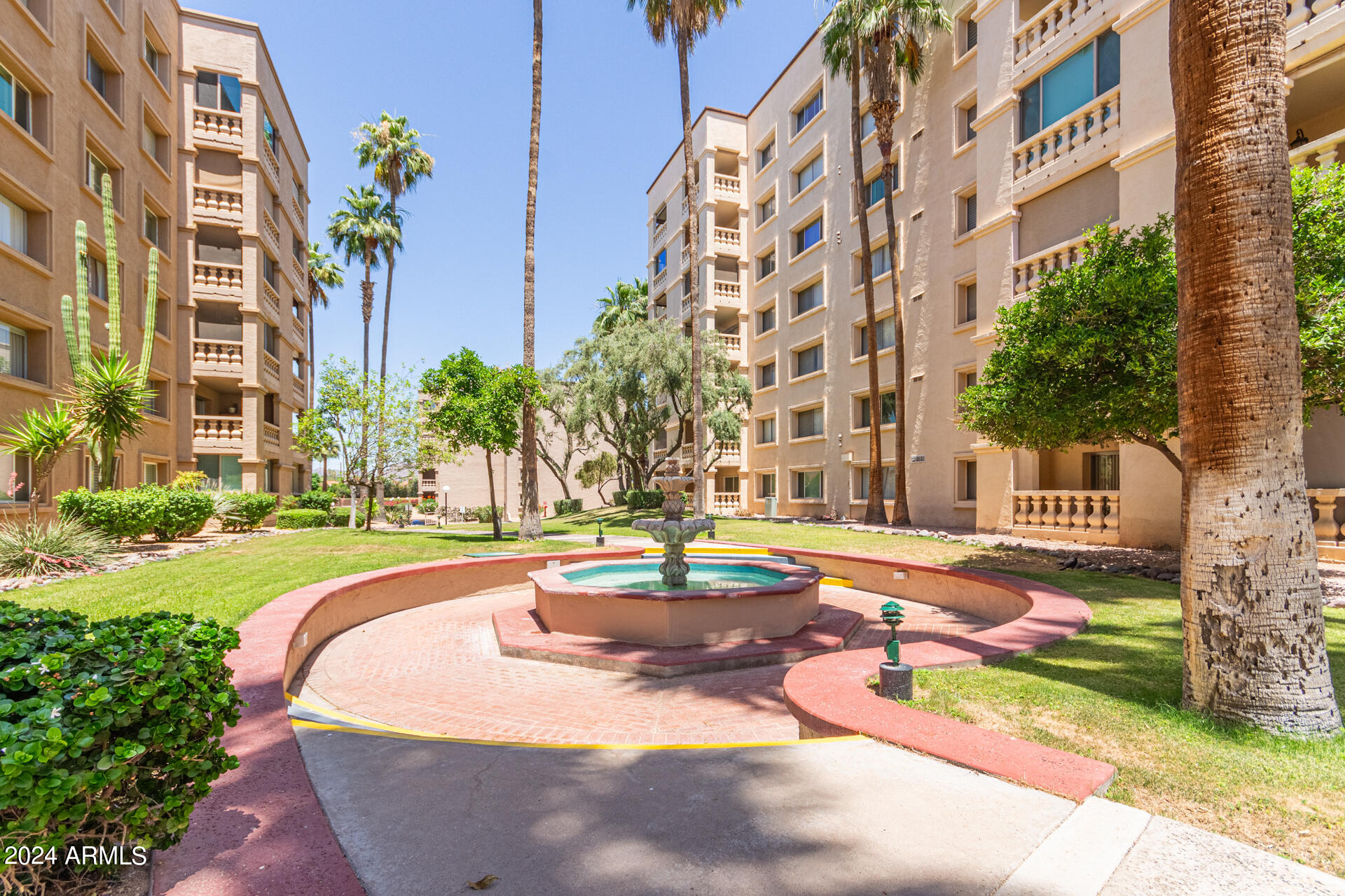 7830 E CAMELBACK Road, 512