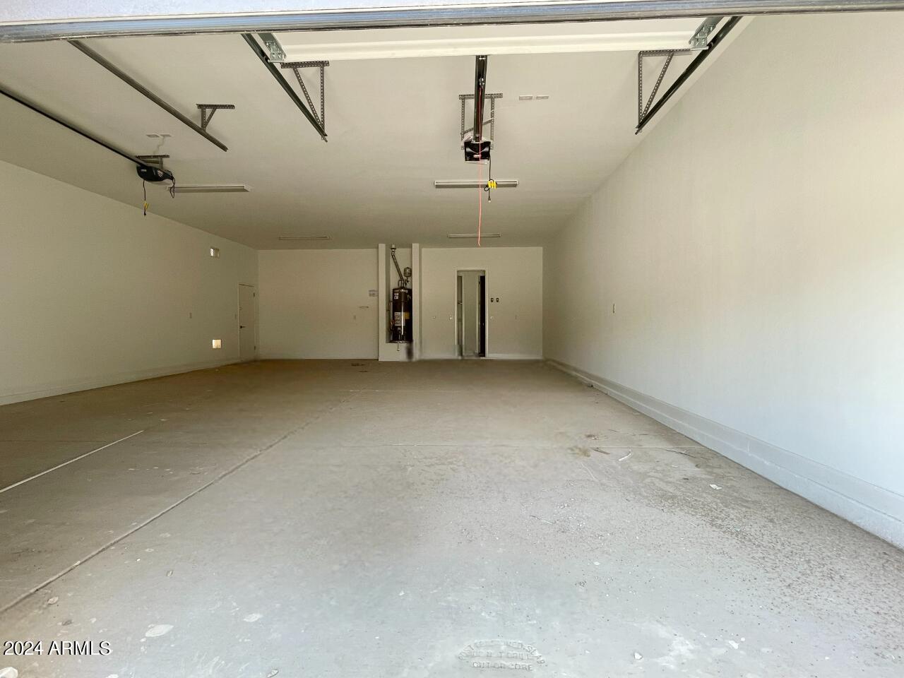 22698 E ROUNDUP Way