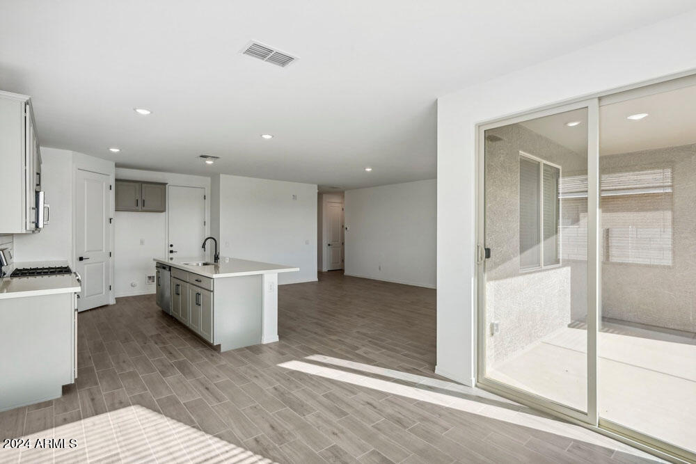 4183 E BROOK LYNN Place