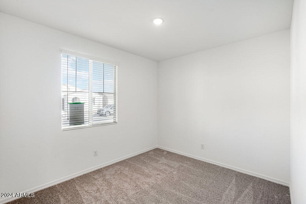 4183 E BROOK LYNN Place