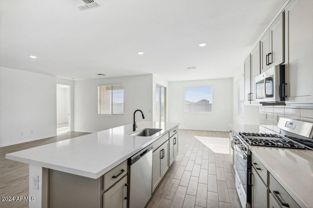 4183 E BROOK LYNN Place