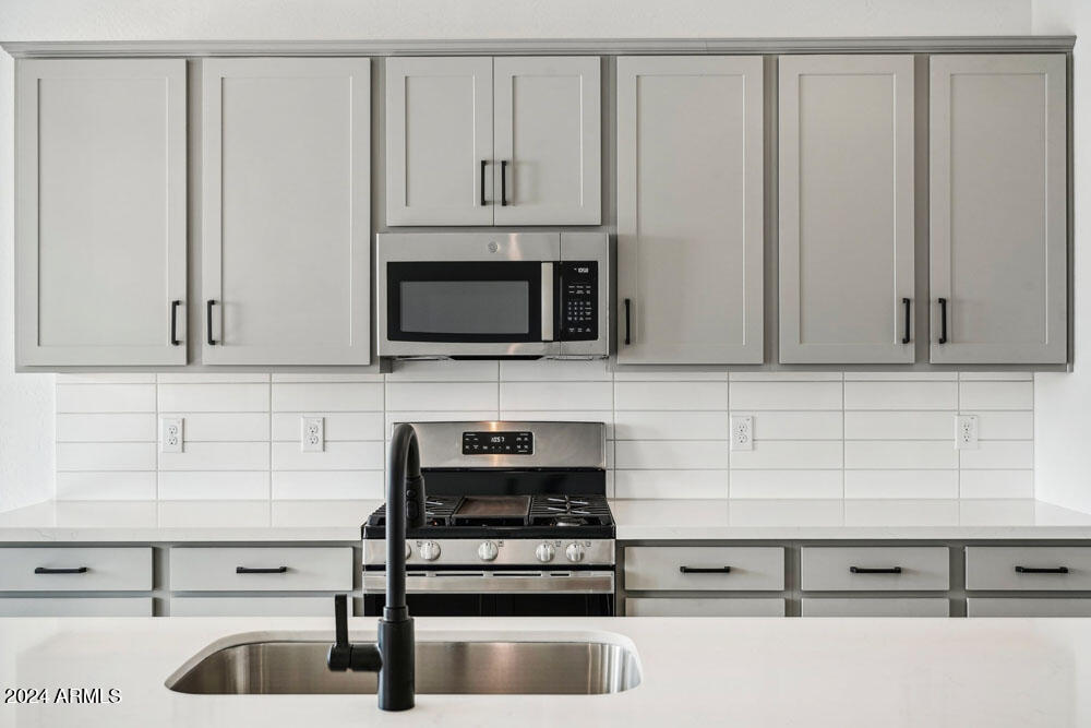 4183 E BROOK LYNN Place