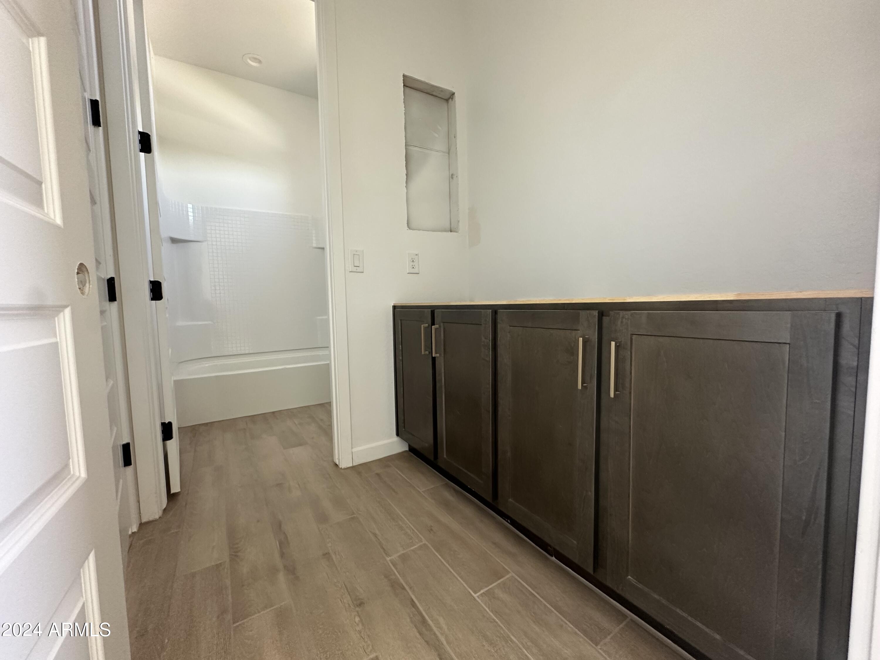 11523 E UTOPIA Avenue