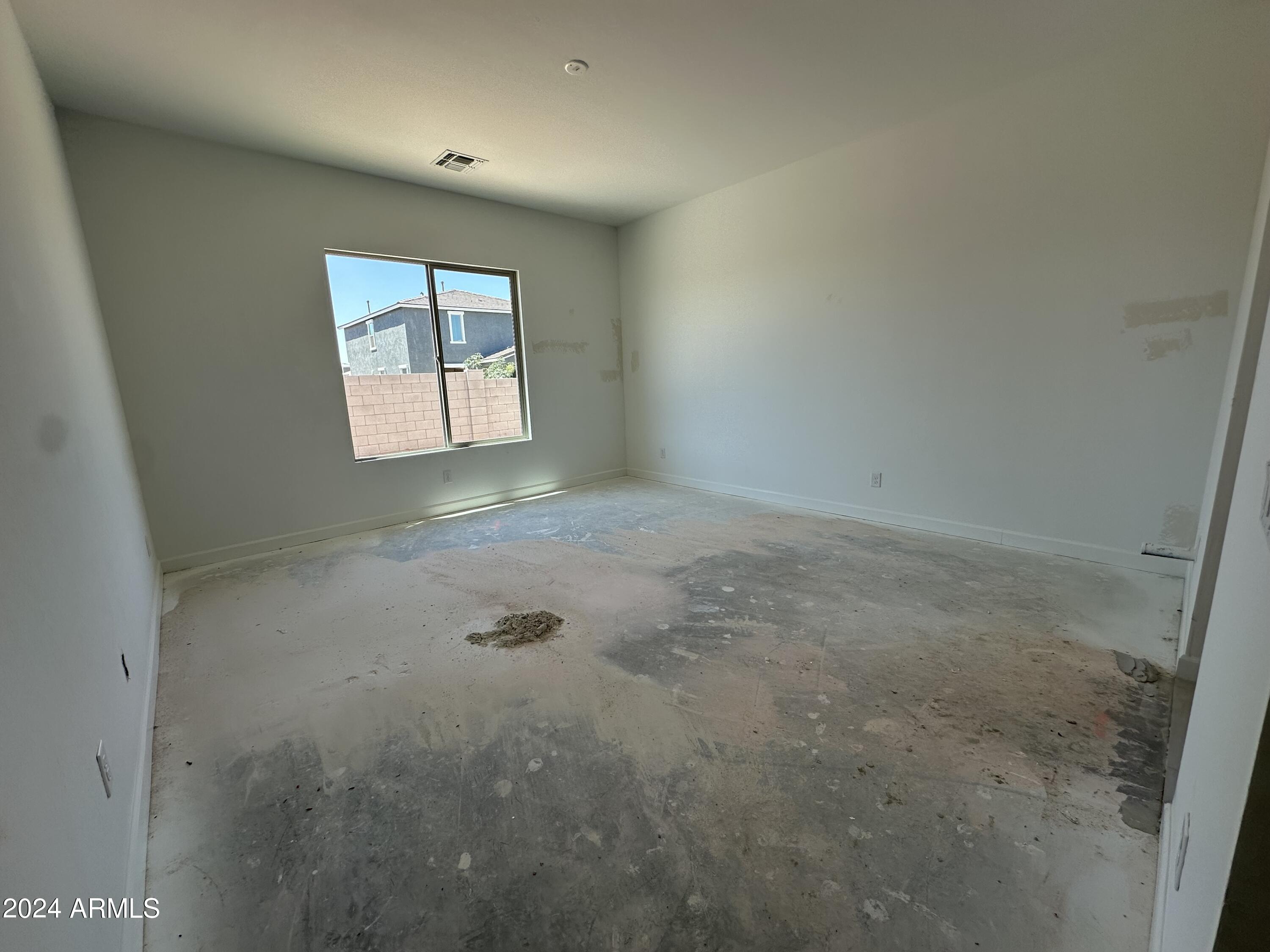 11523 E UTOPIA Avenue