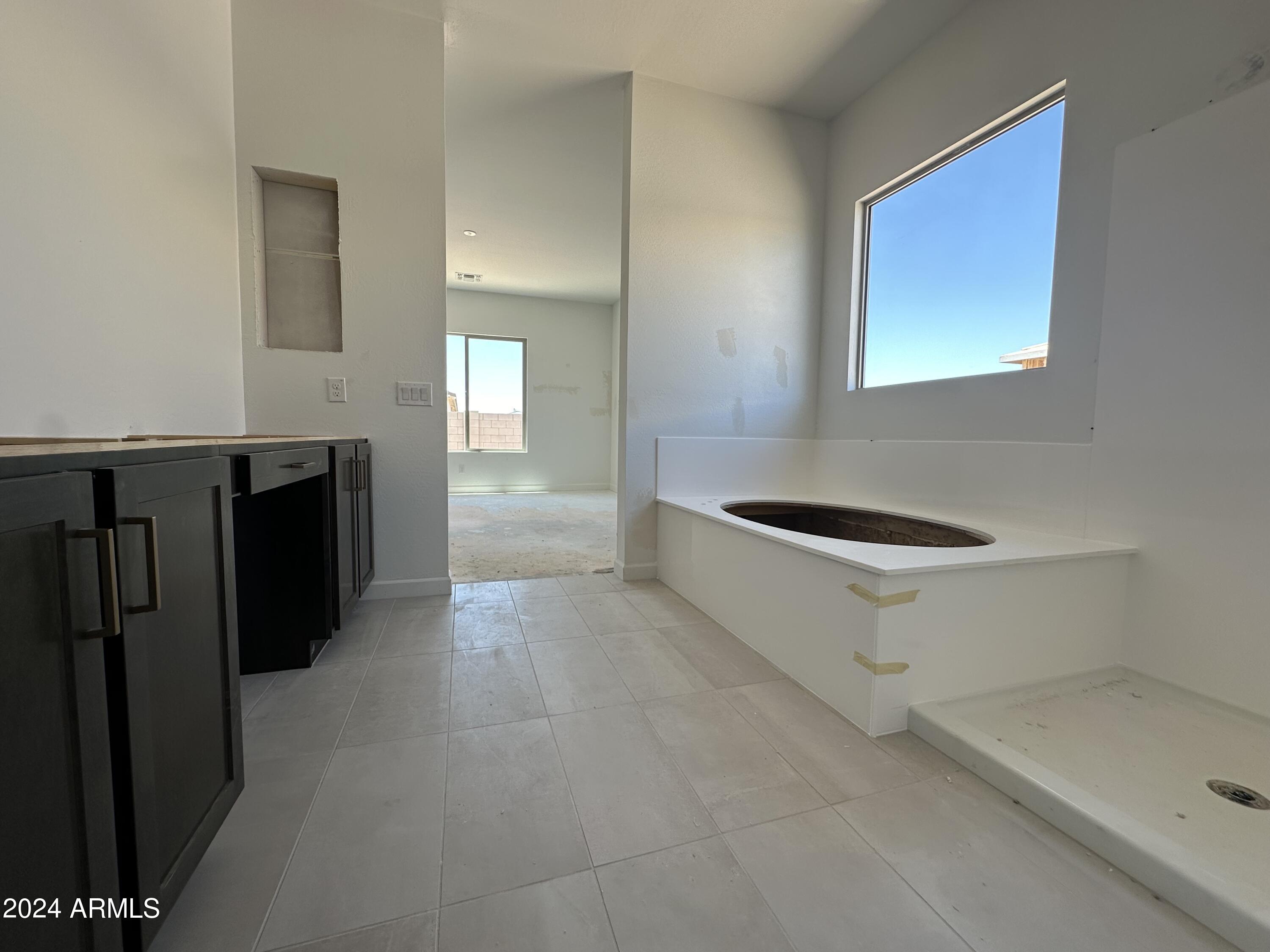 11523 E UTOPIA Avenue